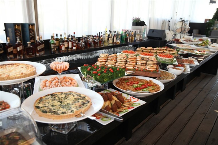 Christmas Buffet at Monte Cassino